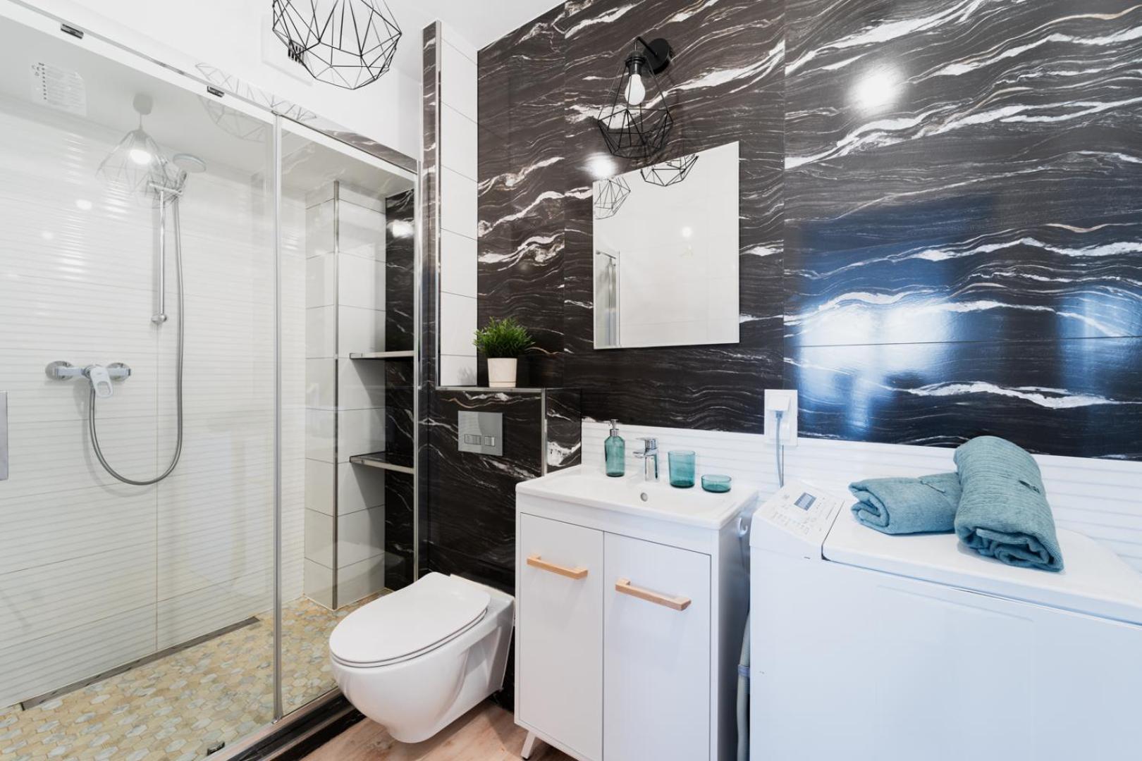 Apartment Old Town - 3 Rooms - 2 Bathrooms - 12 People - Parking Place วรอตซวาฟ ภายนอก รูปภาพ